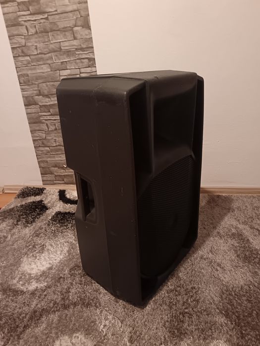 Vând boxă RCF ART 715-A