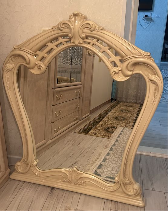 Зеркало. Зеркало с рамкой/ Айна рамкасымен