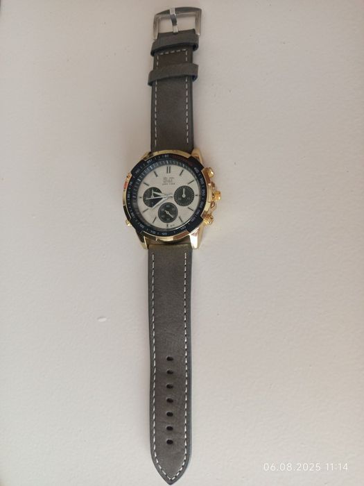 Мъжки  часовник  .