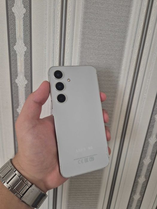 Самсунг S24 128гб 5G