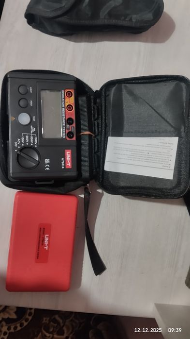 MEGOMETR 1000V testir