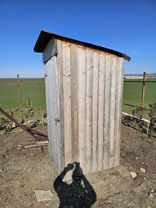 WC curte sau santier