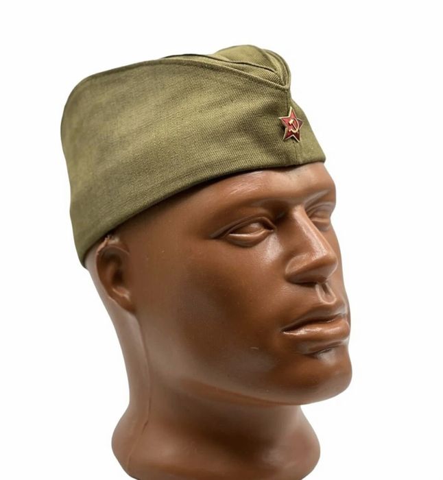 Пилотка военная, солдатская.
