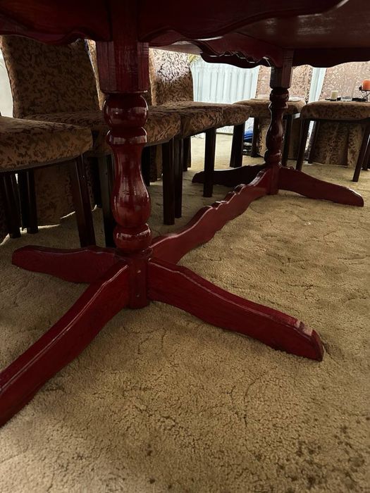 Срочно!!! Состояние идеальный. Стол и 12 стyл   дуб. Малайзия