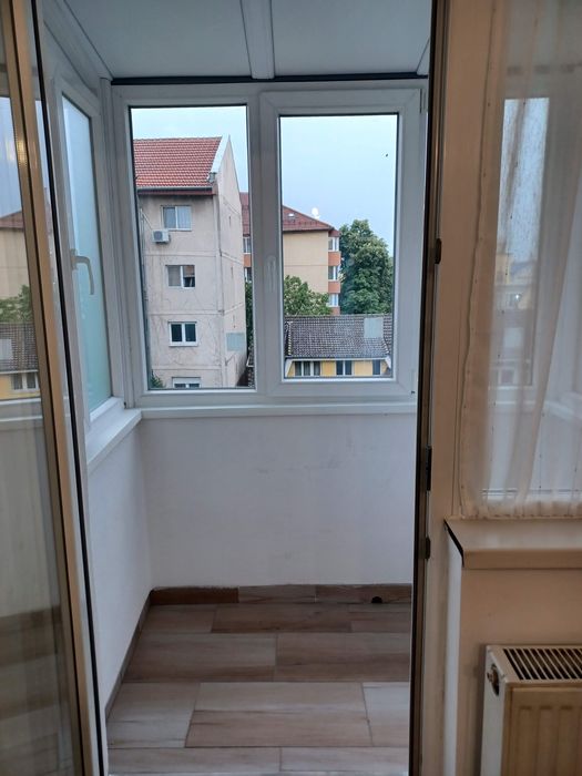 Închiriez garsonieră in zona Telegrafului