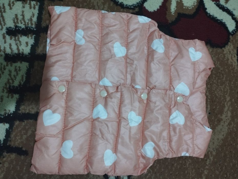Detskiy bez rukafka kurtka og'il bola va  qiz bollarga