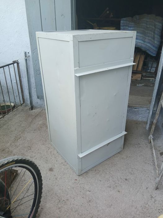 Ящики металлические