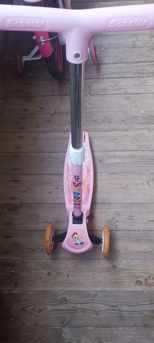 Детский самокат для девочки