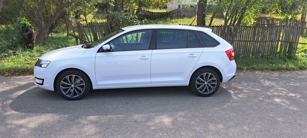 Skoda Rapid 2015