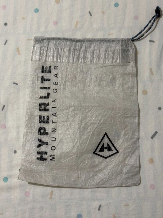 Продавам 7 ултралеки stuff sacks / калъфи - Zpacks, HMG, Rab, Montane - 55 EUR комплект