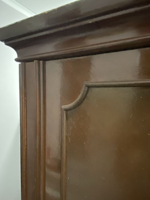 Шкаф одежный старинный