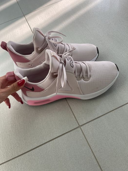 Спортни маратонки