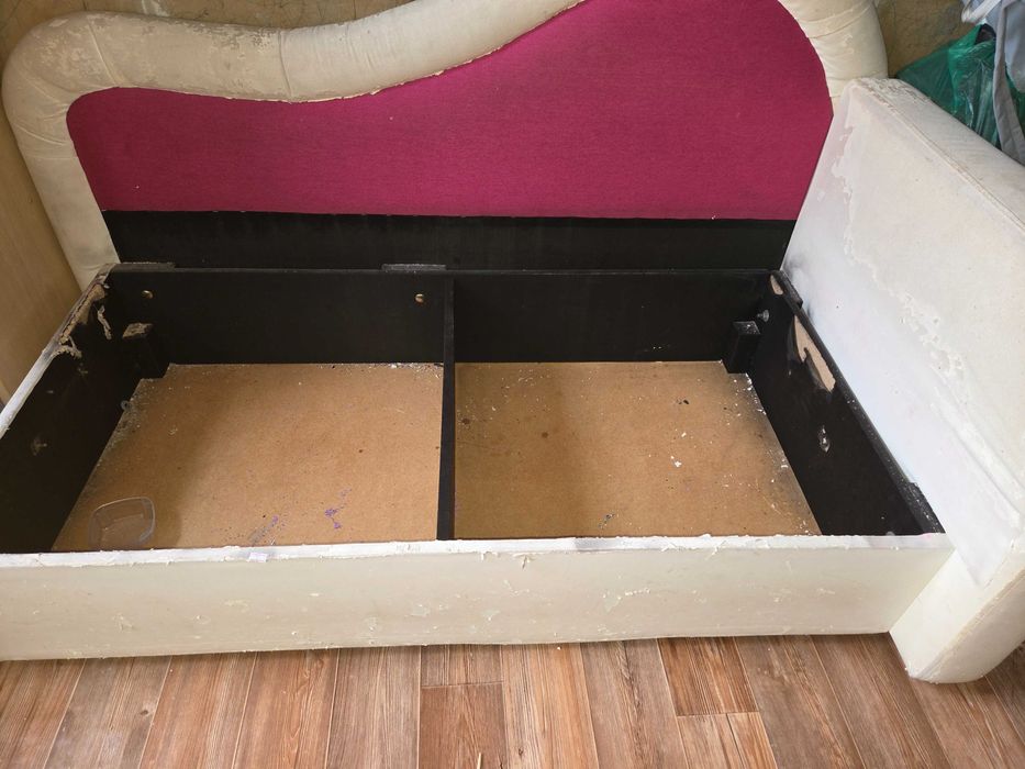 Диван отдам даром