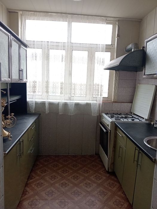 4 хонали квартира оилага узок муддатга ижарага берилади