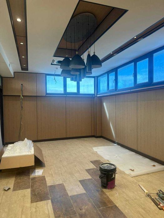 А.Кодирий.Монумент мужества.Сдам в аренду бизнес центр 5 этажей из 7.