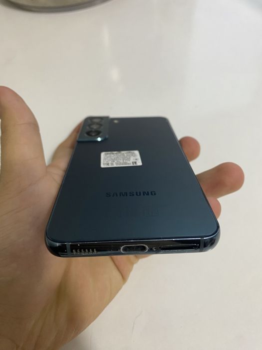 Продам S22 128гб.