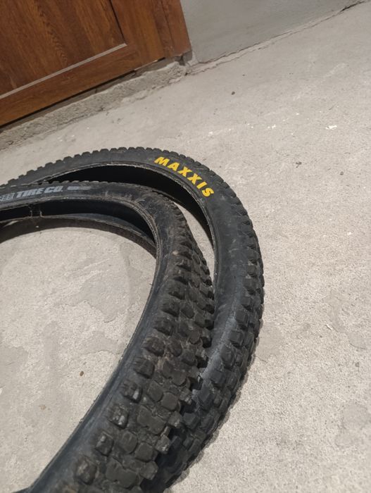 Yt tues 2015 година алуминиево