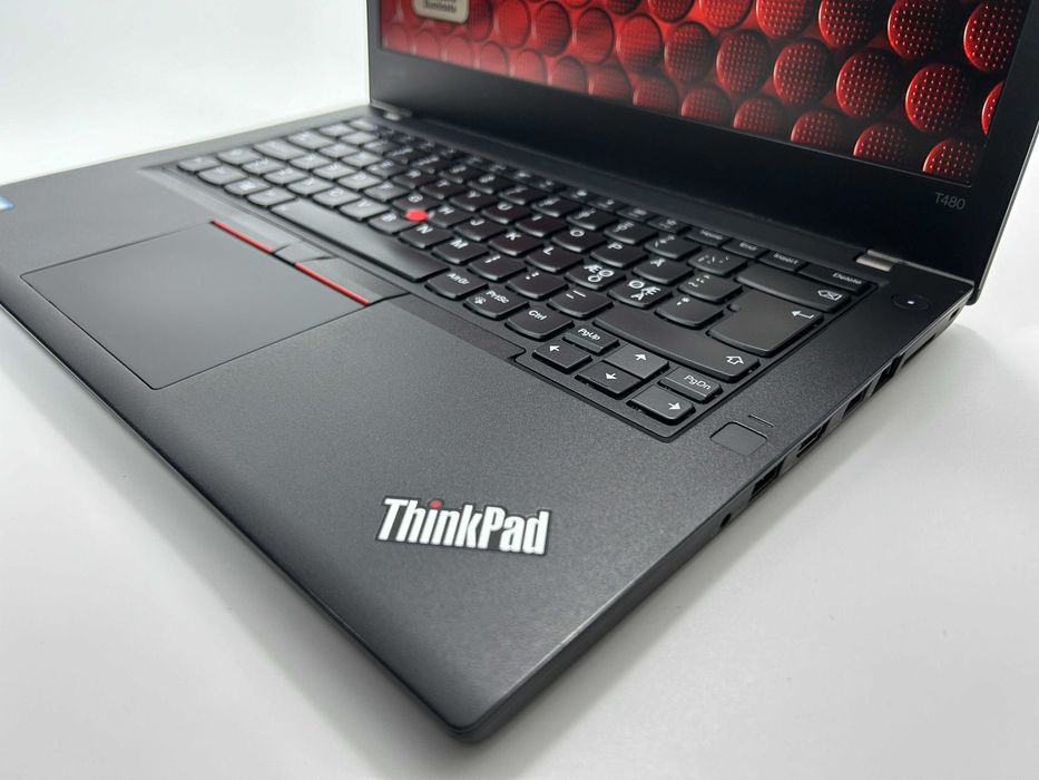 Laptop Lenovo T490 Intel i5 14 inch FullHD Slim business Garantie 1 an