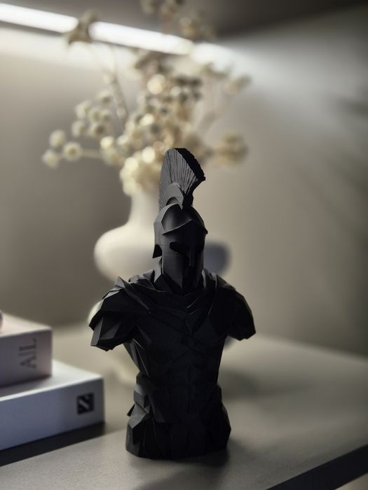 Статуетка Спартанец – модерна 3D фигура 17 см.