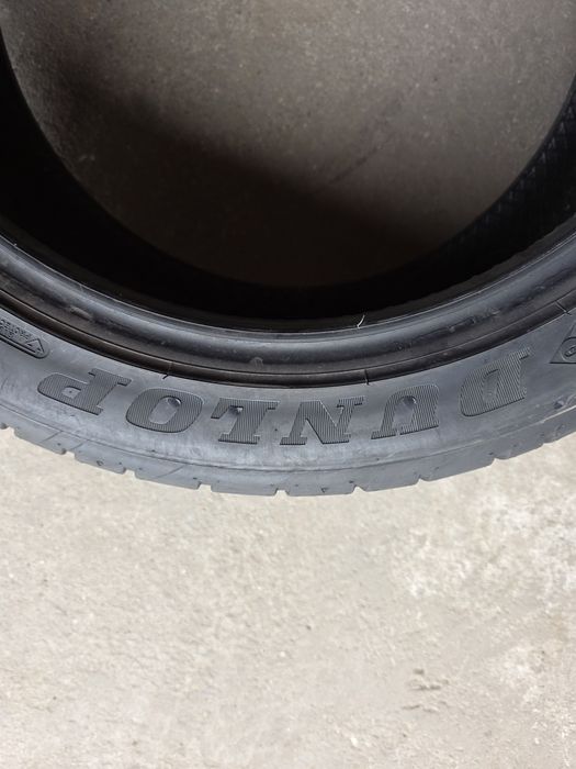 2 anvelope 225 45 R 17 Dunlop vara