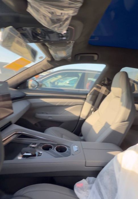 zeekr 001 yu pazits, 789 ot kuchli