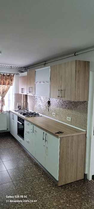 inchiriez apartament