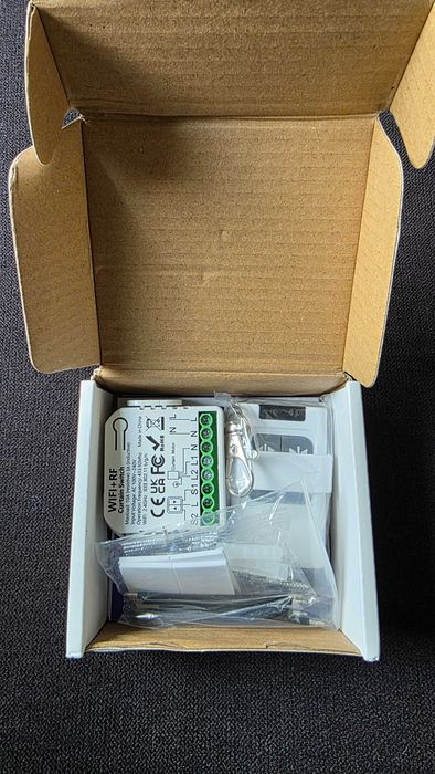Modul de control al jaluzelelor WIFI inteligent cu telecomandă RF - nou