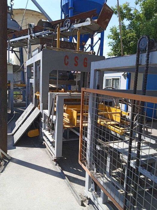 Продается полностью автоматическая линия QT 10-15