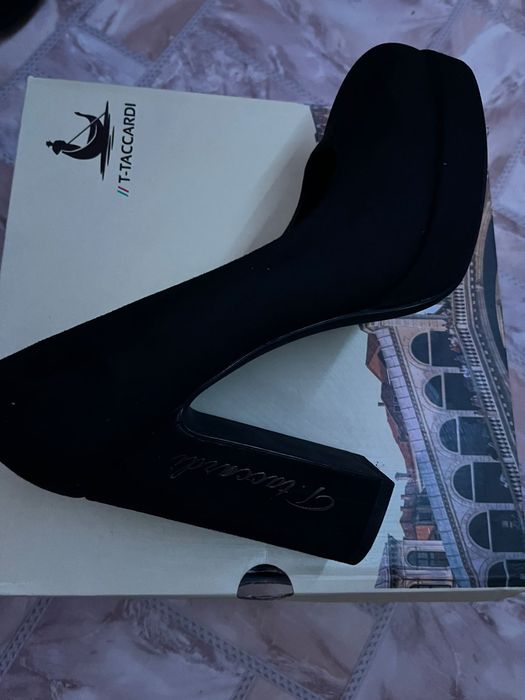 Продам туфли 39 размер