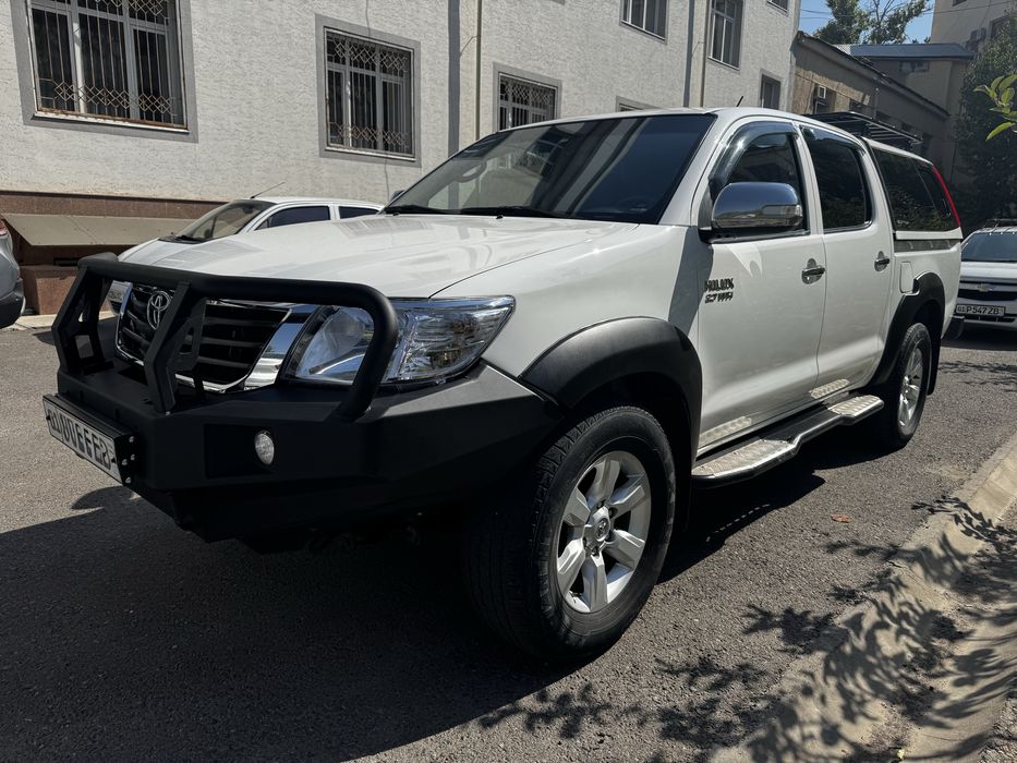 Toyota Hilux 2.7 AT (АКПП), Part-Time 4WD, 2014, полный обвес
