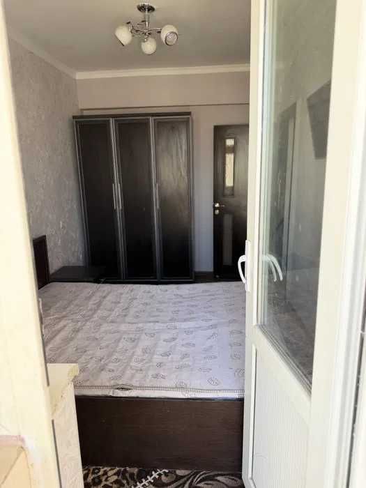 Арзон нархда 2 хонали квартира сотилади 7 микрн