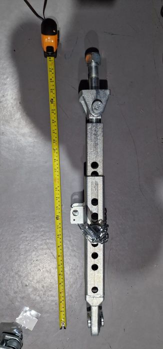 Ancora stabilizator pentru tractoare Case.

Compatibila cu urmatoarele