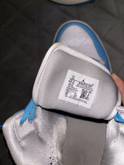 Jordan 1 mid blue