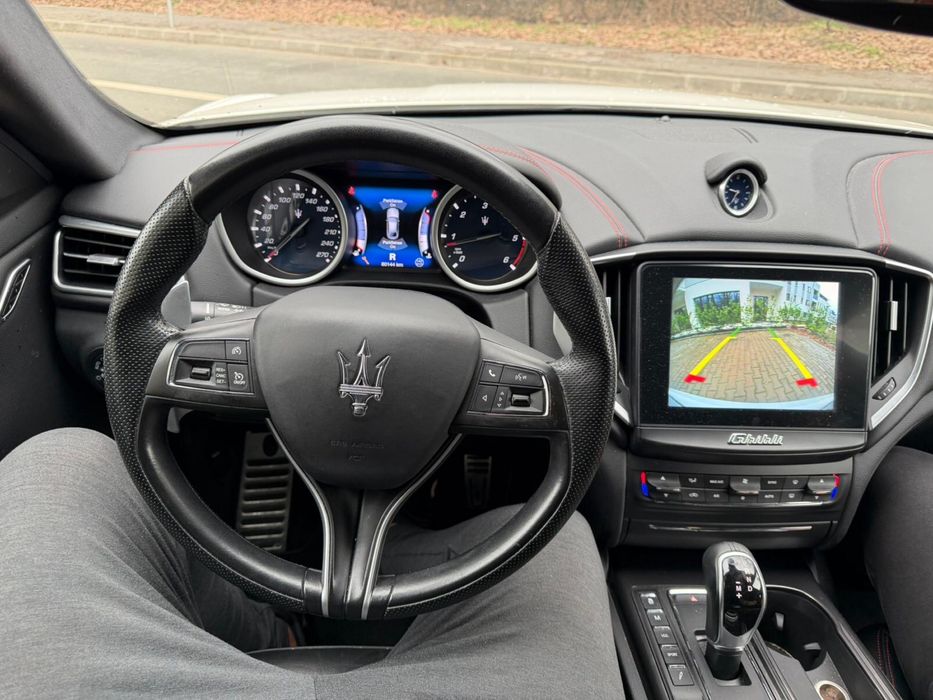 Vand Maserati Ghibli V6, diesel,250CP ,3,0 TDI