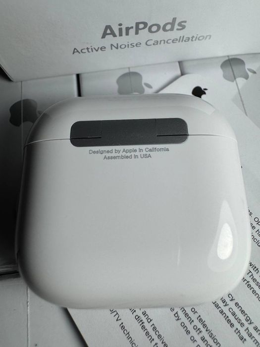 AirPods 4 ANC с 100% шумоподавлениям Type-C