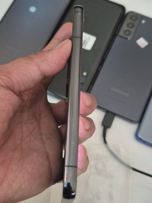 Samsung galaxy S22   5G 256gb