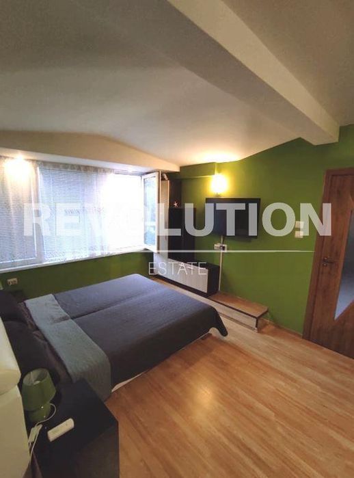 Дава се под наем Едностаен апартамент в Варна, Център - 40 кв.м за 378.93 € - Снимка #2