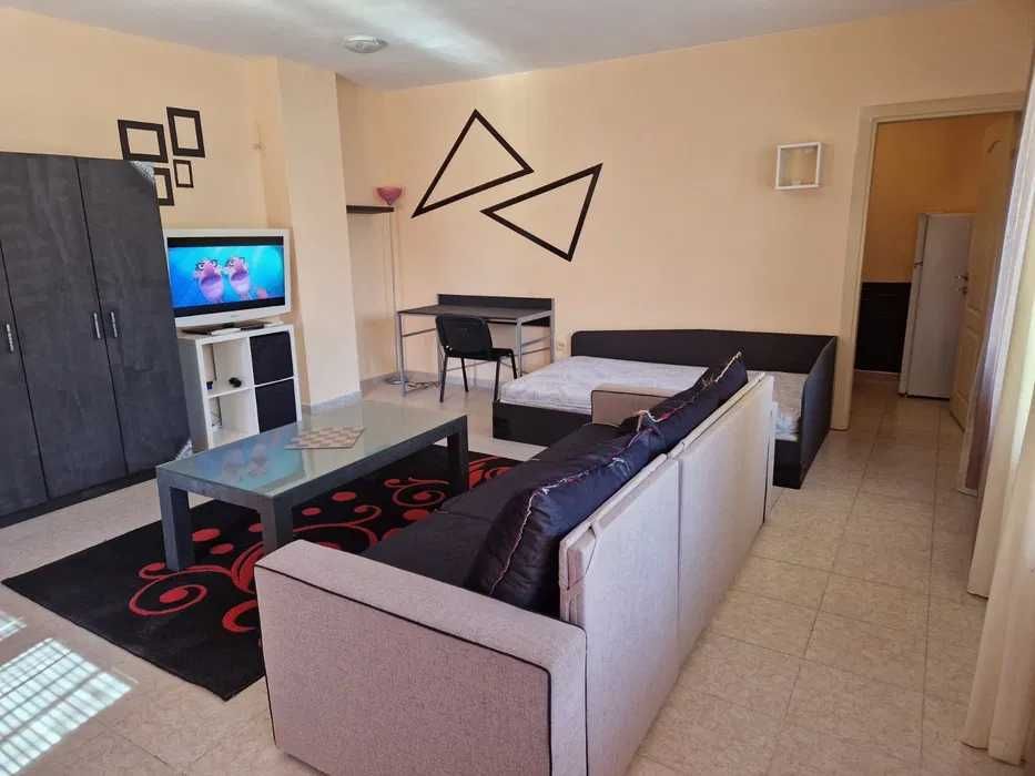 Дава се под наем Едностаен апартамент в София, Зона Б-18 - 50 кв.м за 350 € - Снимка #2