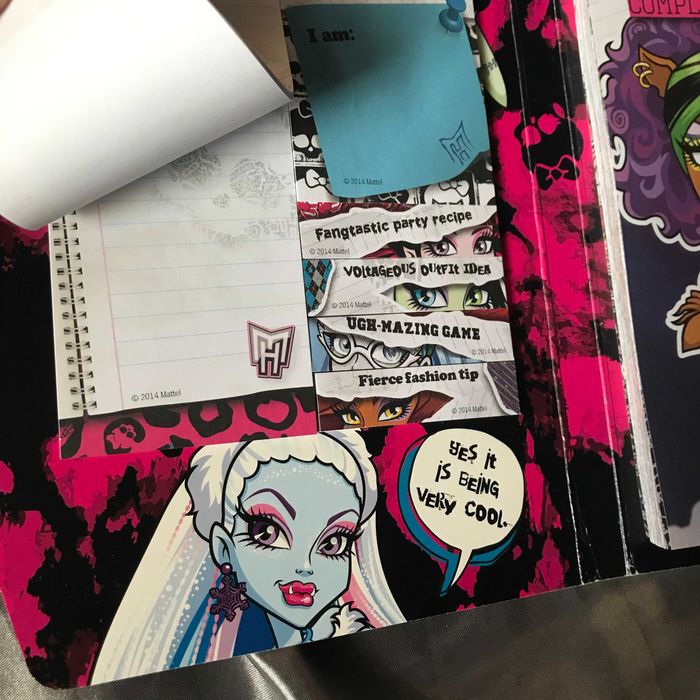 журналы книга monster high winx