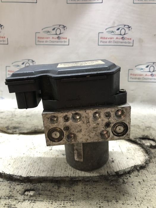 pompa abs volkswagen passat b7 2012