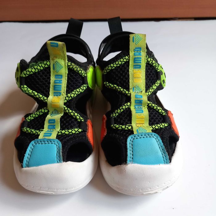 Детски обувки маратонки сандали