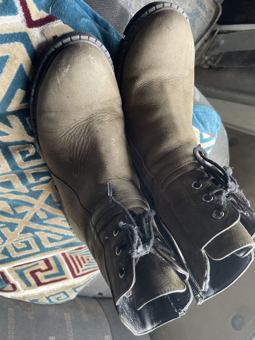 Обувь женское в хорошом состояние