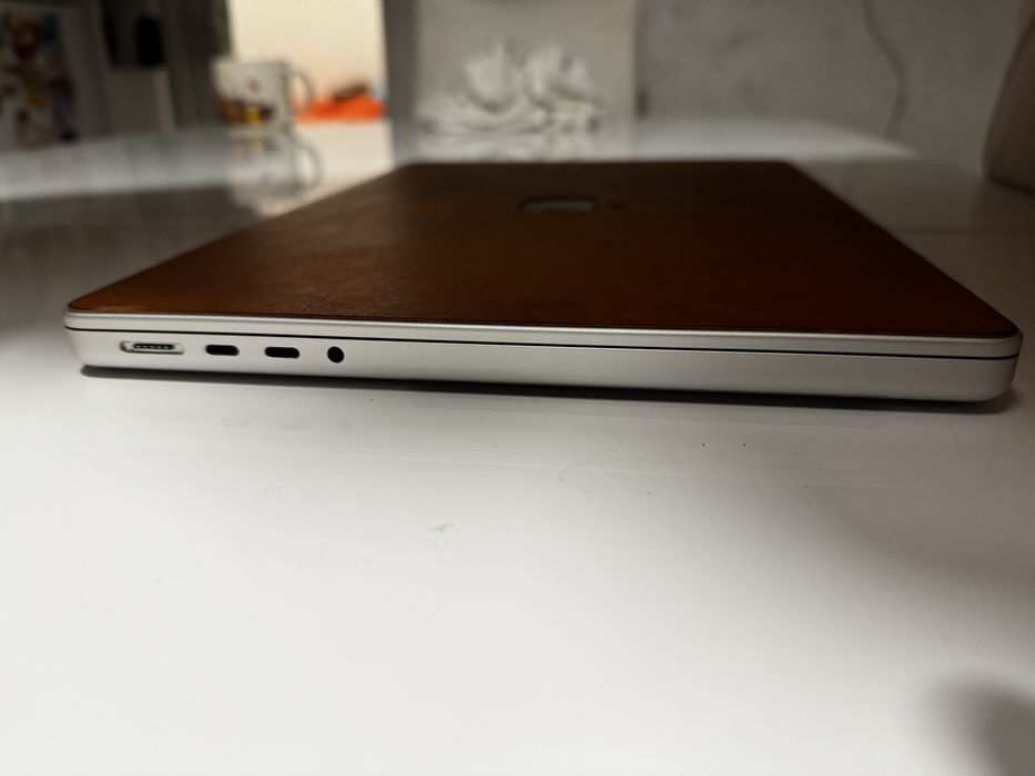Macbook Pro M4 2024 *ПРОБЛЕМ С БАТЕРИЯТА*