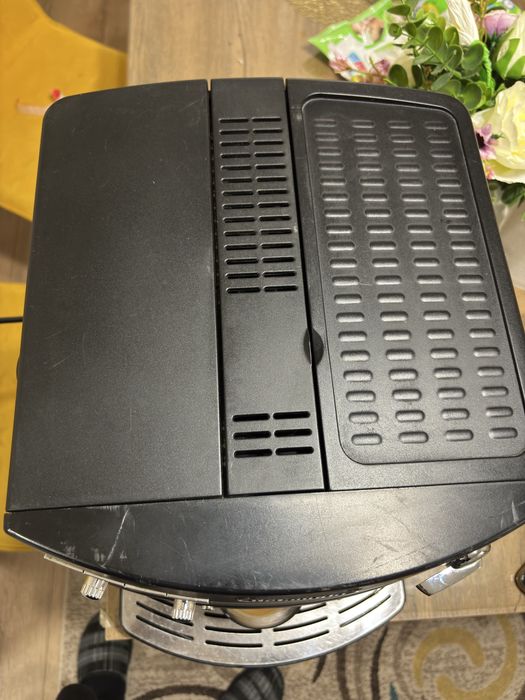 Delonghi magnifica