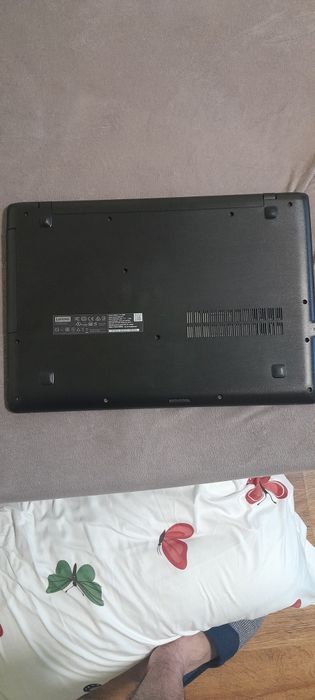 Vând sau schimb  leptop și inprimanta ca noi