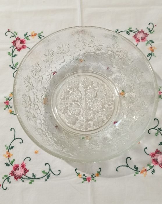 Фруктиери и поднос