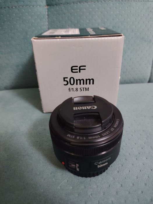 Продаю комплект Canon EOS 5D Mark IV  с объективом Canon EF 24–105mm f