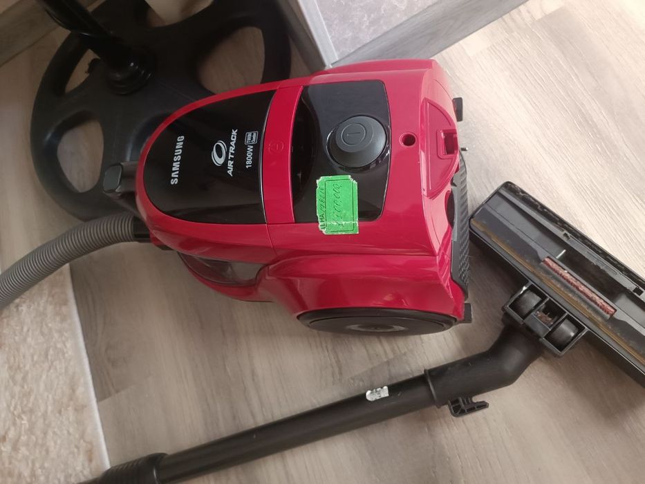 Продаётся пылесос