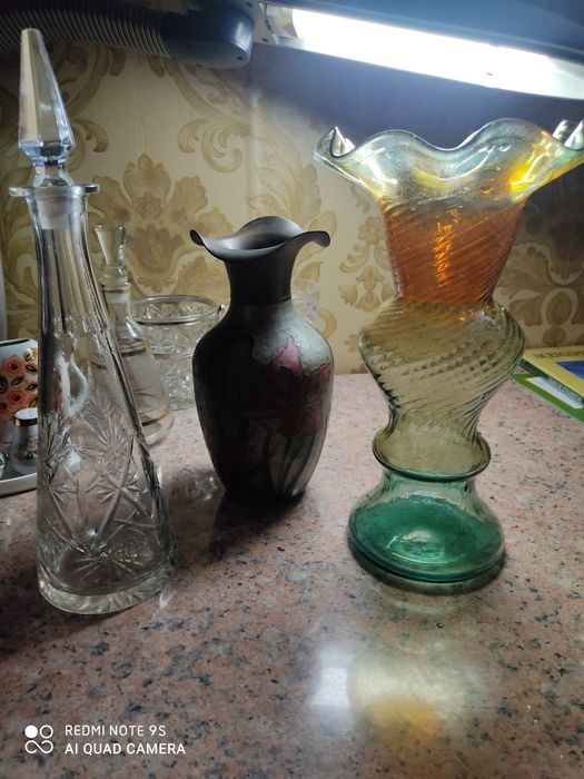 Продам вазы конфетницы графины