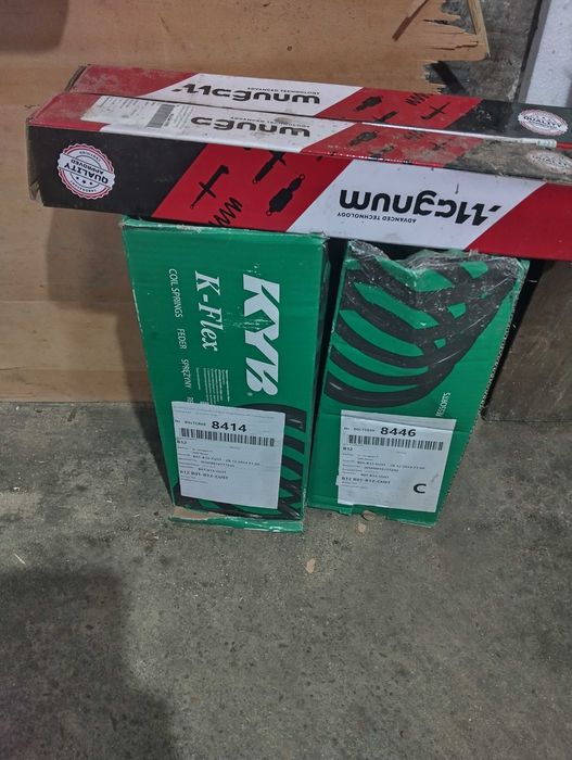 Задни Амортисьори и пружини,,За Хюндай i. 10/,/+-®.!?/